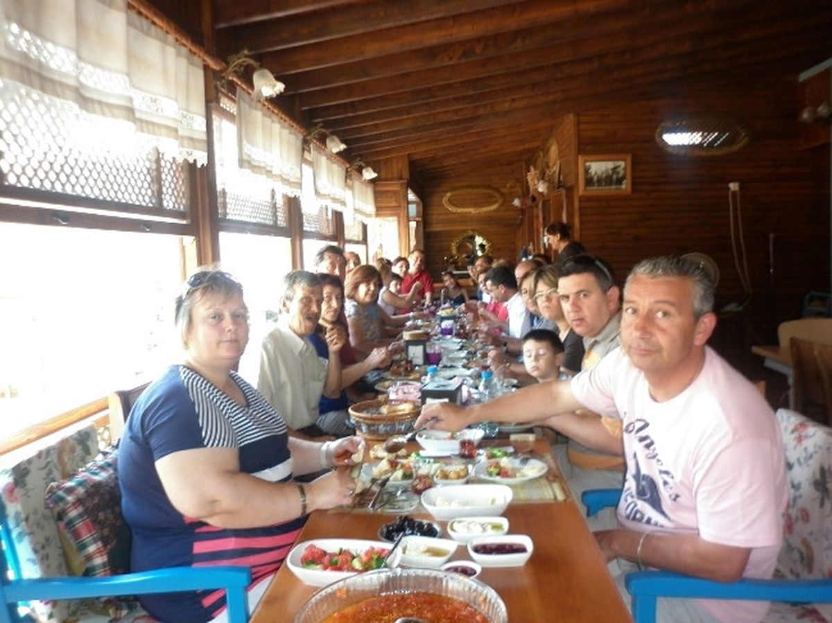 Kızılay Urla Şubesi Babalar Günü'nü Kutladı
