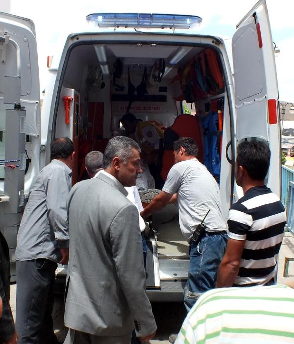 Manevra Yapan Kamyonun Altında Kalan İşçi Öldü