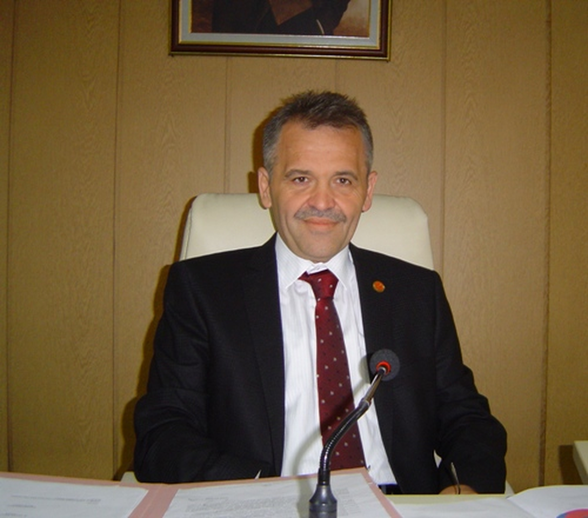 Manisa\'da İl Genel Meclisi Başkanına Silahlı Saldırı