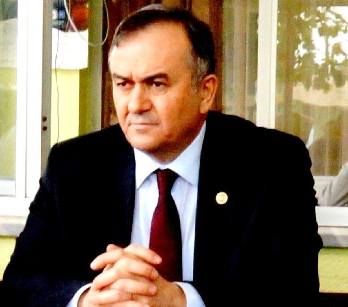 MHP\'li Akçay, Bakan Yıldırım\'a Manisa\'nın Yollarını Sordu
