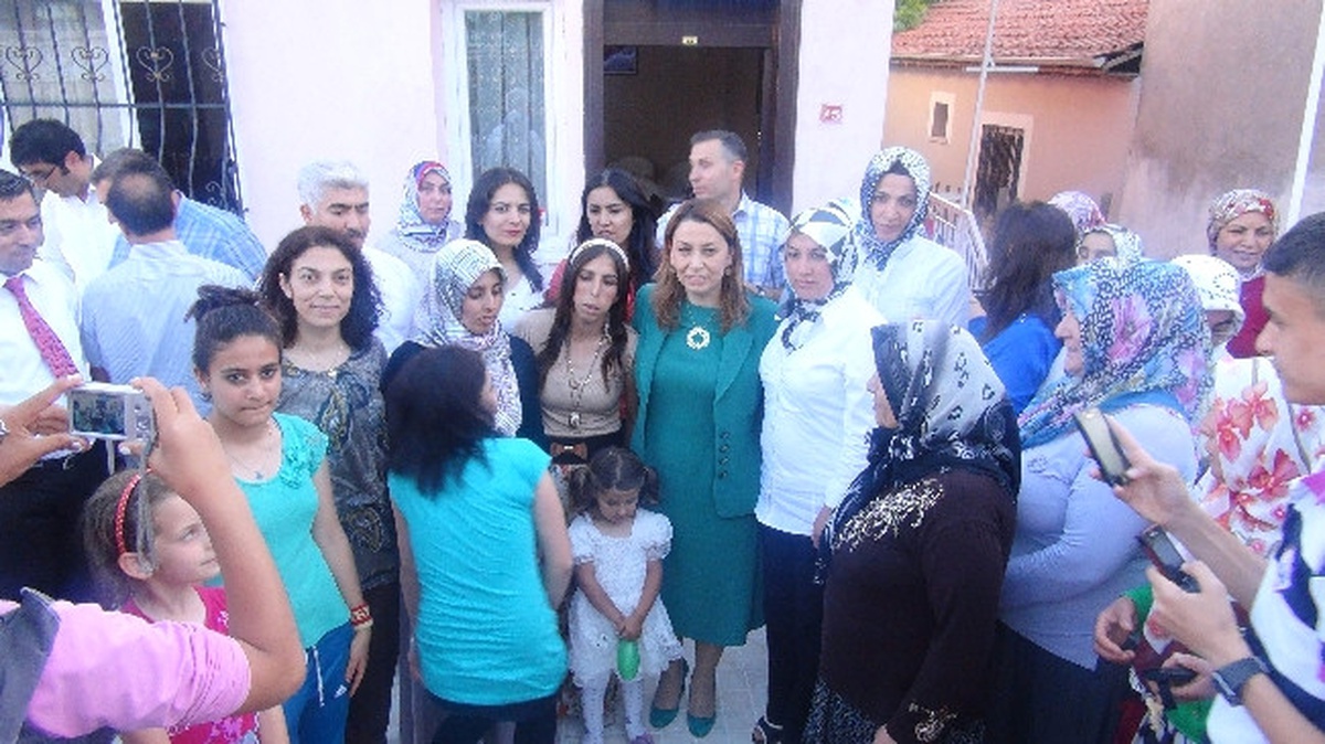 Milletvekili Çalık\'tan Taştepe Derneği\'ne Ziyaret