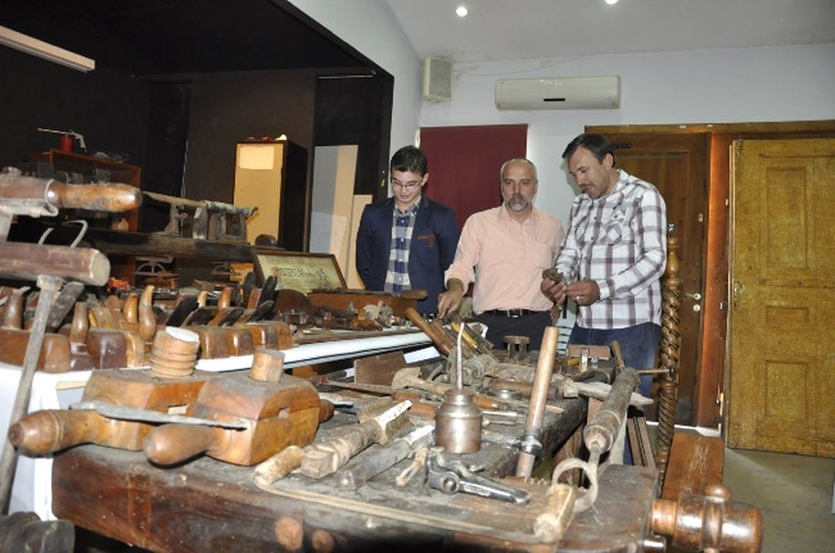 Mobilya Müzesine İlk Bağış