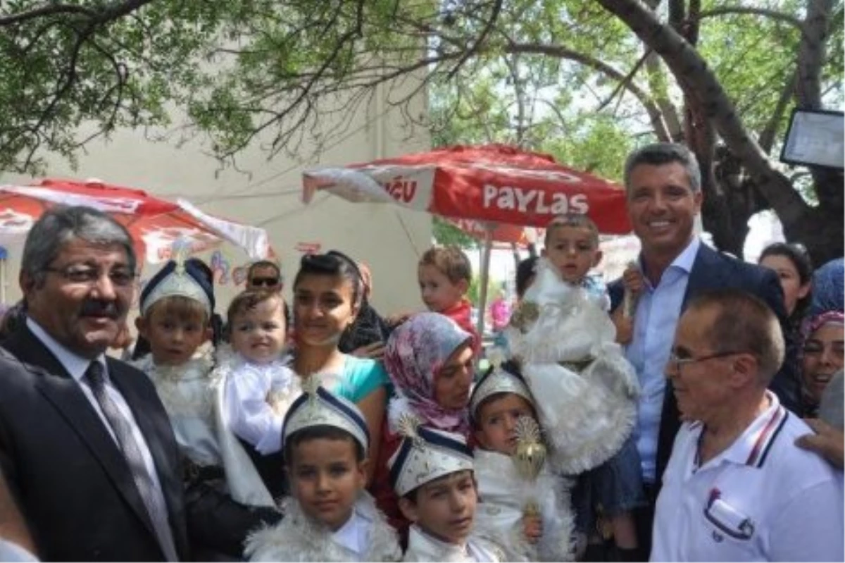 Saran, Kırıkkale\'de 350 Çocuğu Sünnet Ettirdi