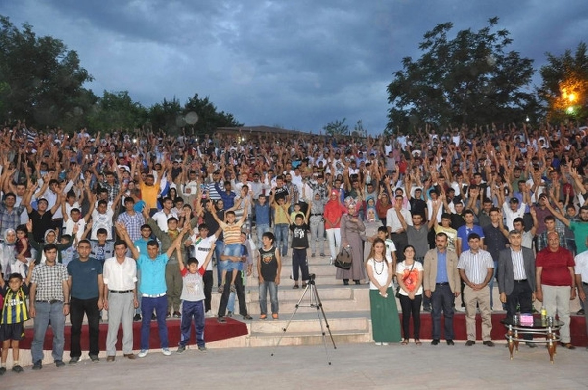 Siirtliler Halk Şöleninde Barışı Haykırdı