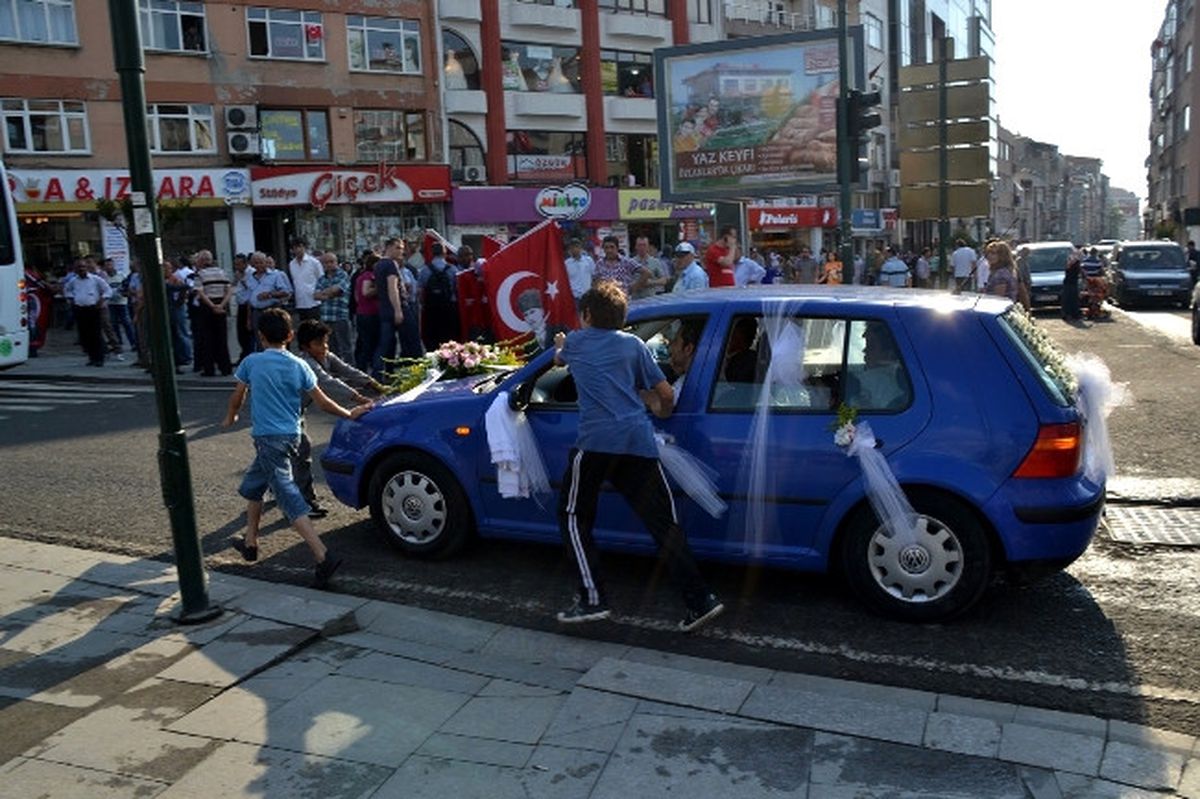 Tehlikenin Farkında Değiller