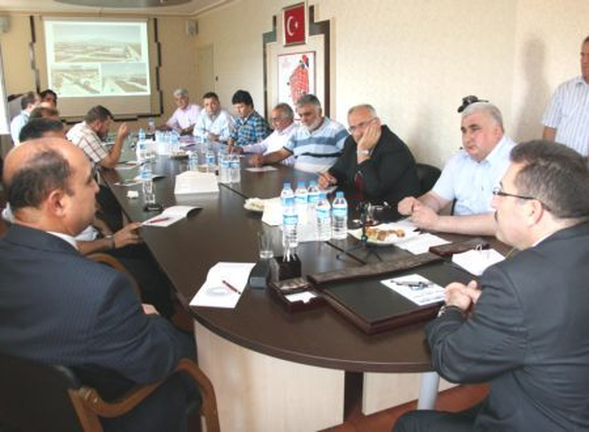 Aksaray'da 'Osb Yönetim Kurulu Toplantısı' Düzenlendi