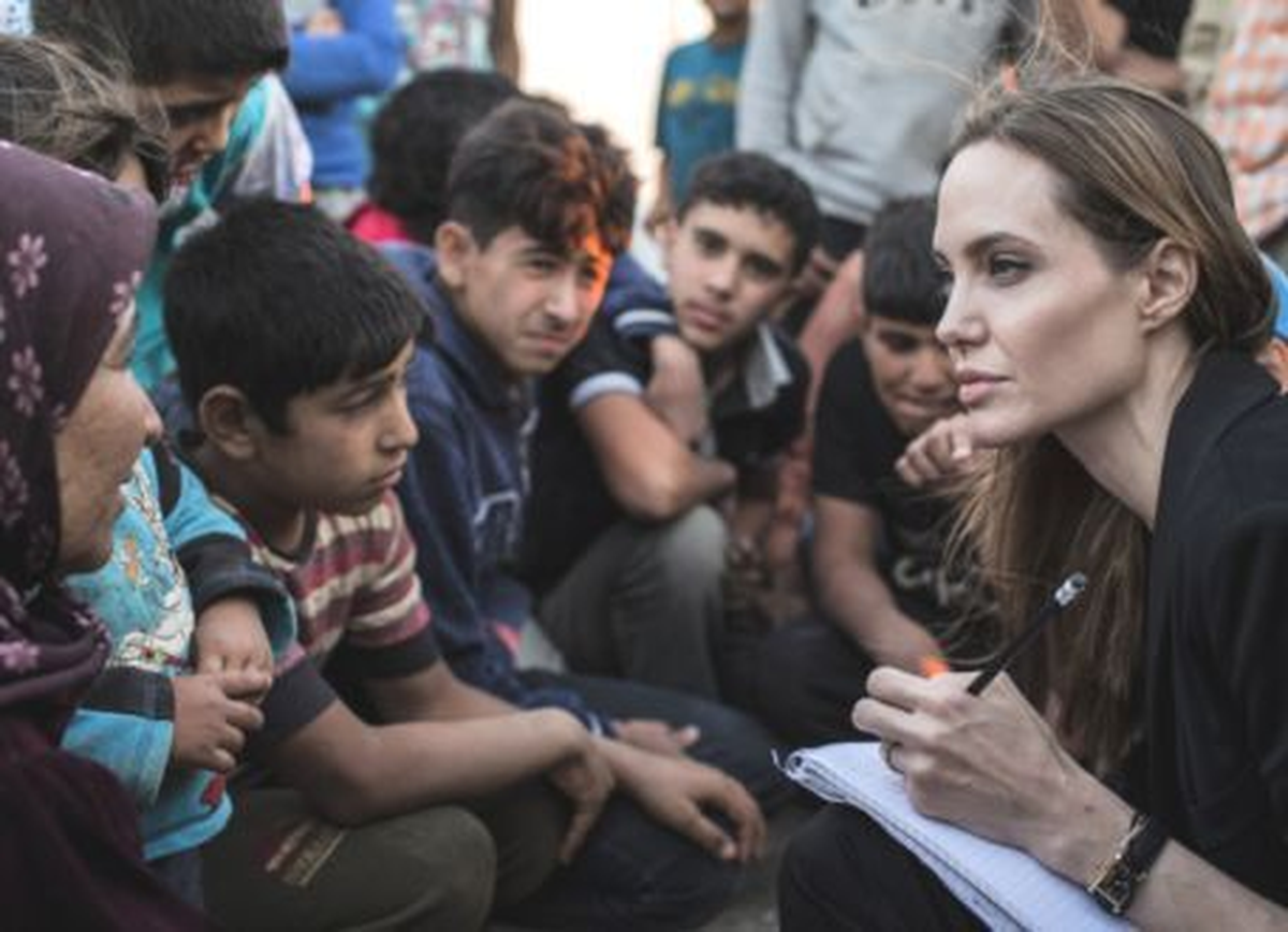 Angelina Jolie\'den Suriyeli Mültecilere Yardım Çağrısı