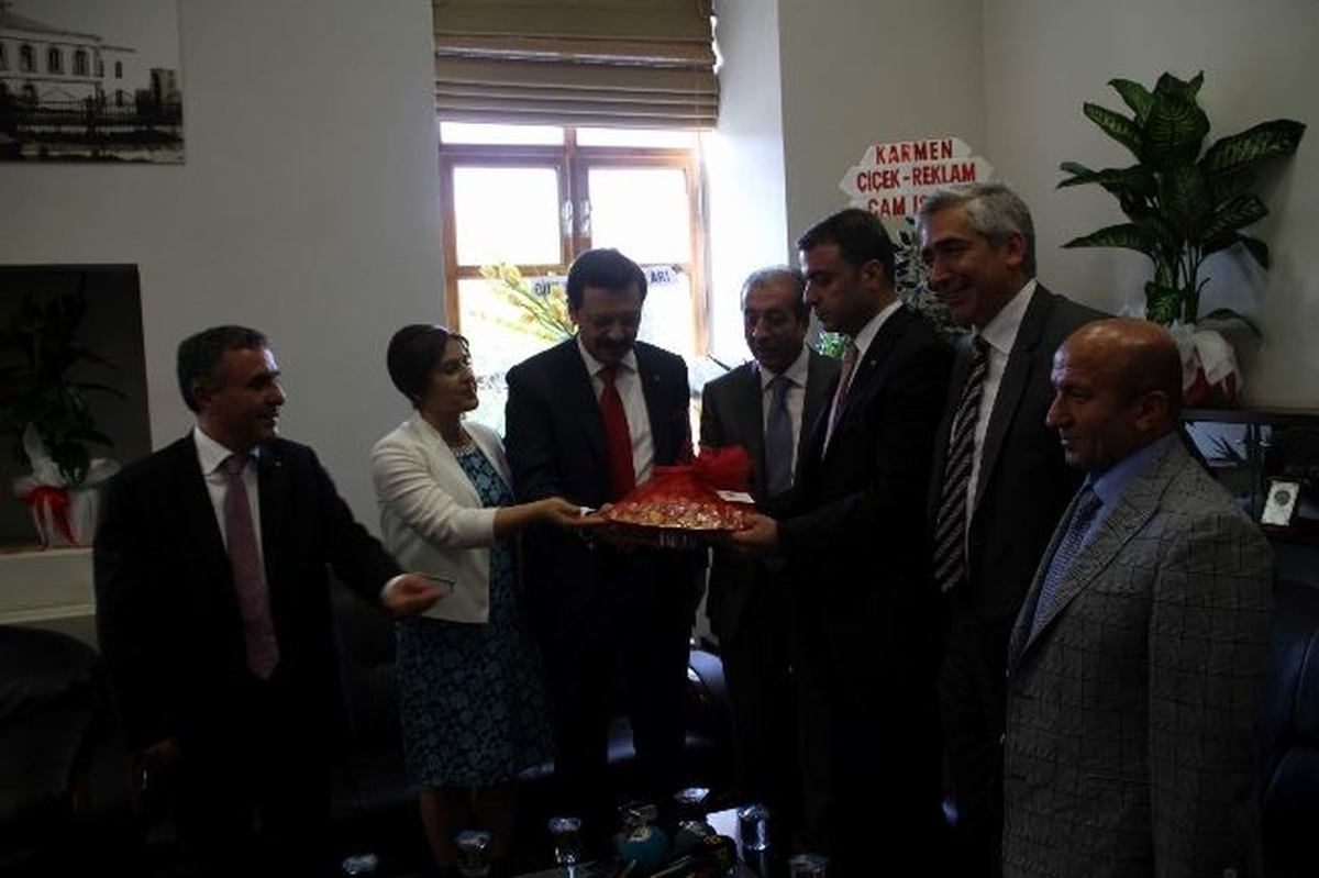Bakan Eker, Dtso\'yu Ziyaret Etti