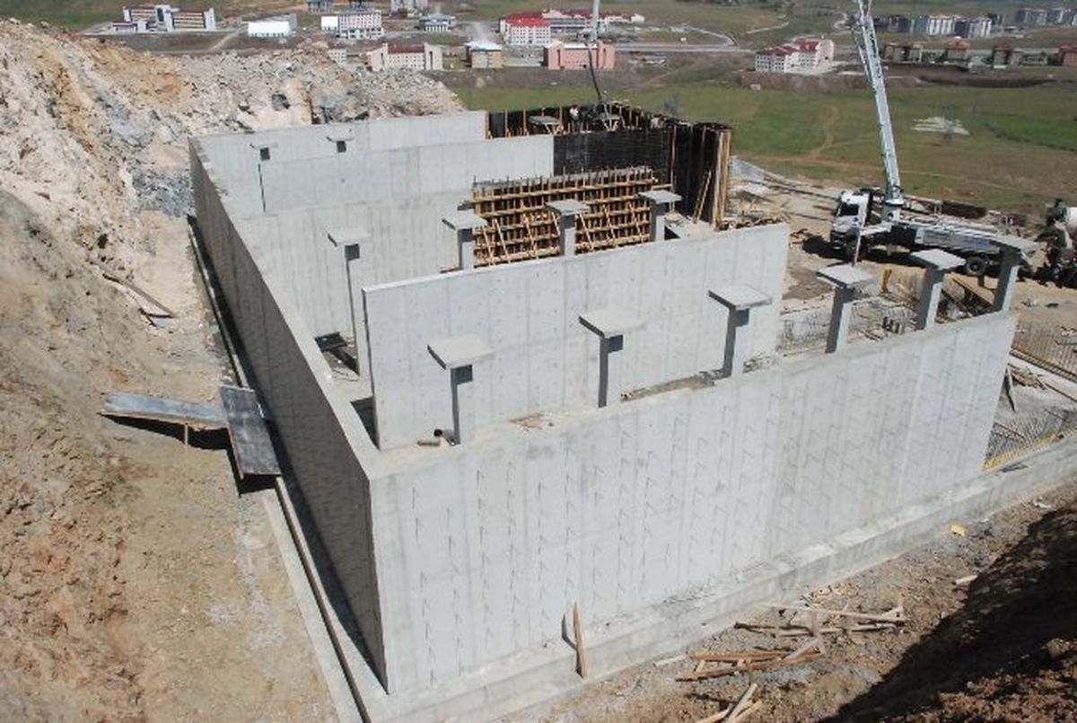 Bitlis\'te İçme Suyu Alt Yapı Çalışmaları