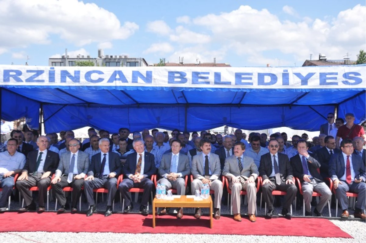 Buğday Meydanı Düzenleme Projesi\'nde Temel Atıldı