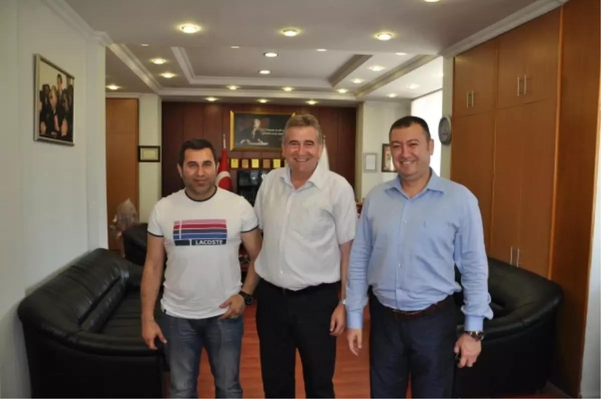 CHP Fatih ve İMSİYAD\'dan Cem Kara\'ya Ziyaret