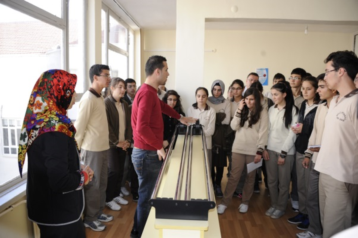 Deneme Ve Bilim Merkezi Yaz Okulu Açılıyor