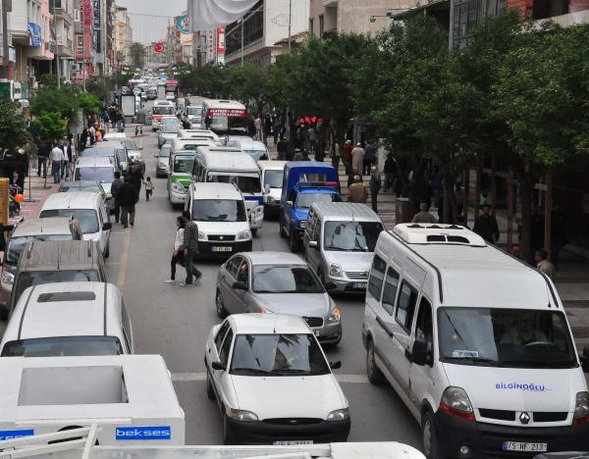 Ege\'de Motorlu Taşıtta Manisa İkinci Sırada