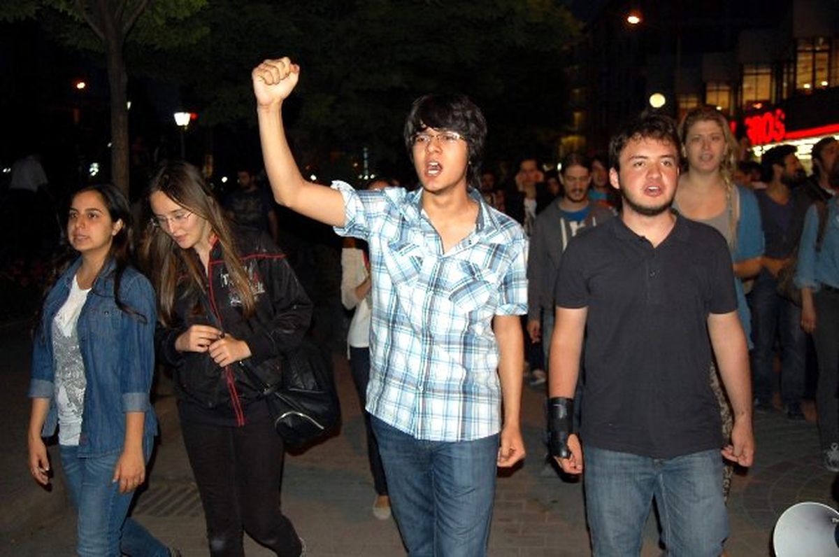 Es-Es Taraftarlarından Gezi Parkı\'na Destek