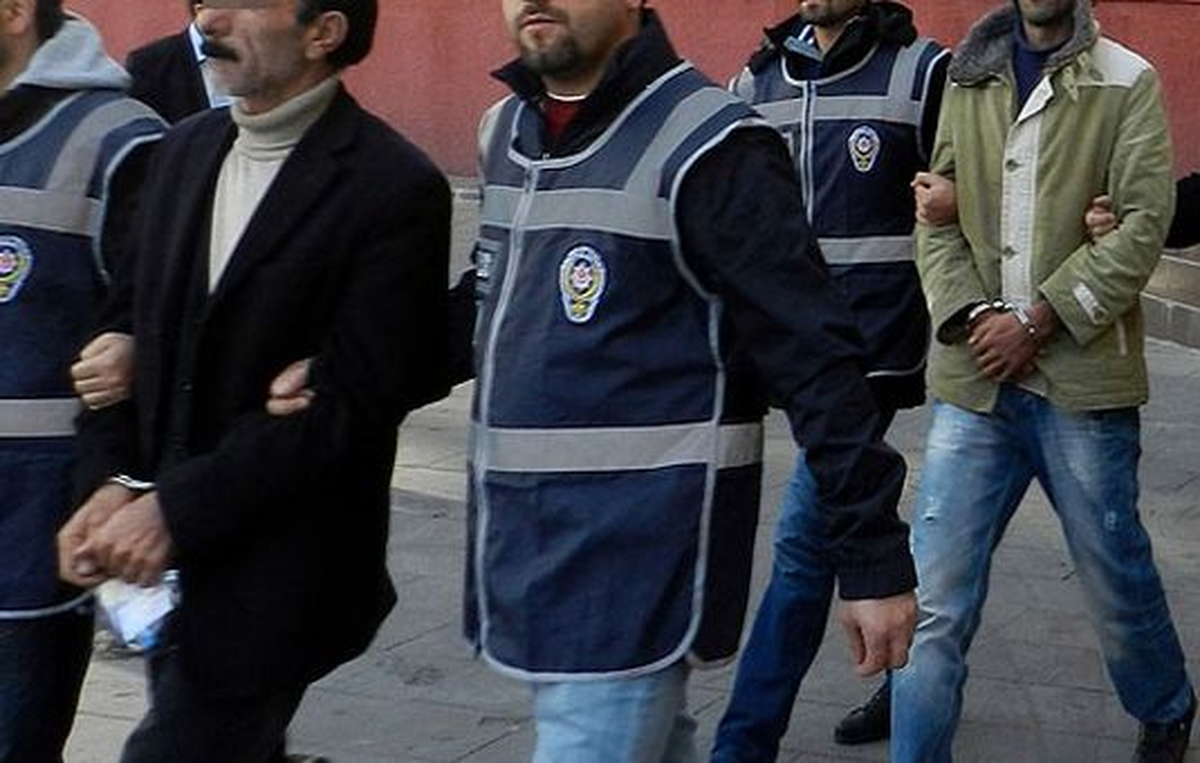 İzmir\'de Terör Operasyonu