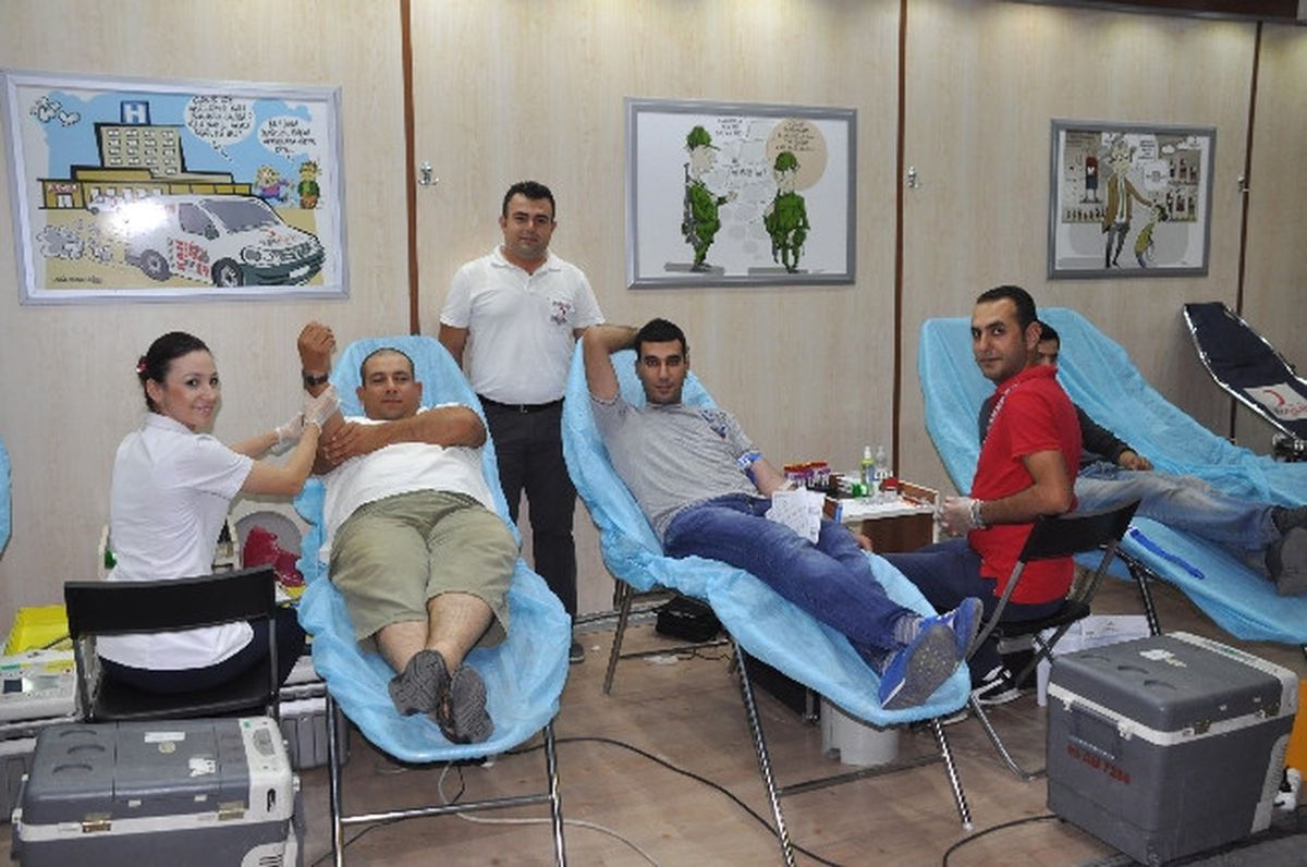Kızılay, Geceleri de Kan Bağışı Topluyor