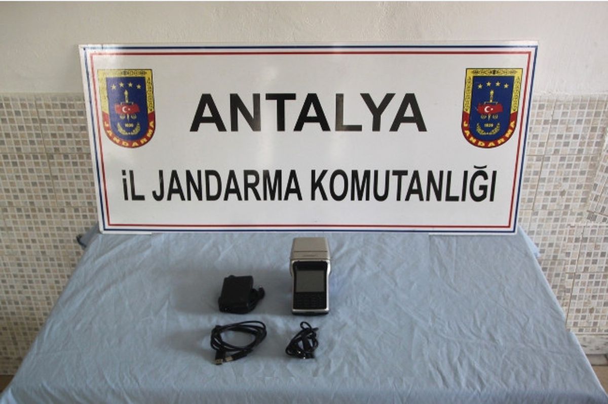 Manavgat\'ta Döviz Bürolarına Operasyon