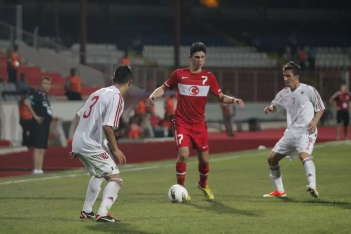 Milliler İlk Maçta Galip