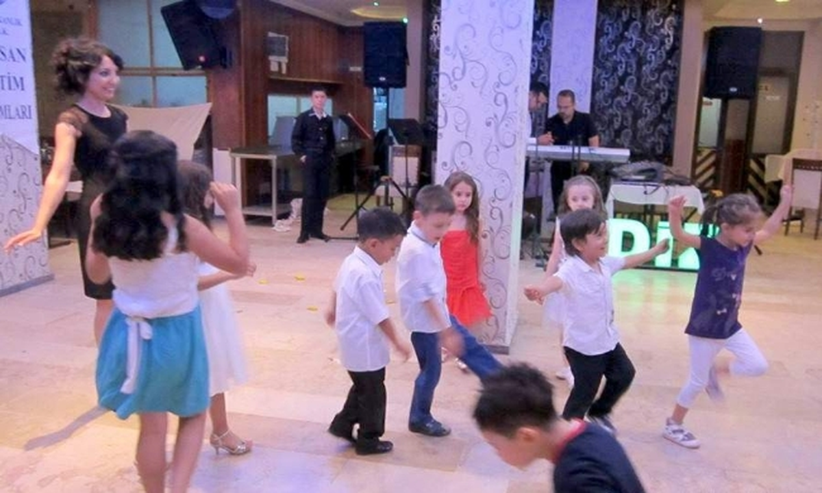 Minikler de Mezun Oldu