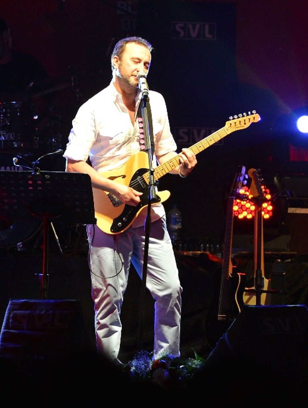 Nev, Çim Konserleri'nin Konuğu Oldu