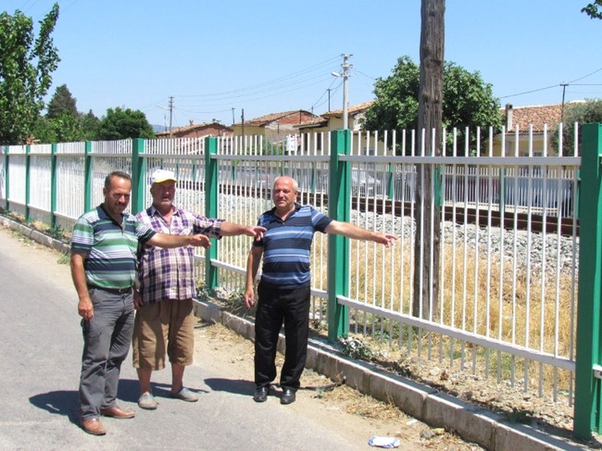 Ödemiş\'in Üç Eylül Mahallesi, Demiryolu Yaya Alt Geçidine Kavuşuyor