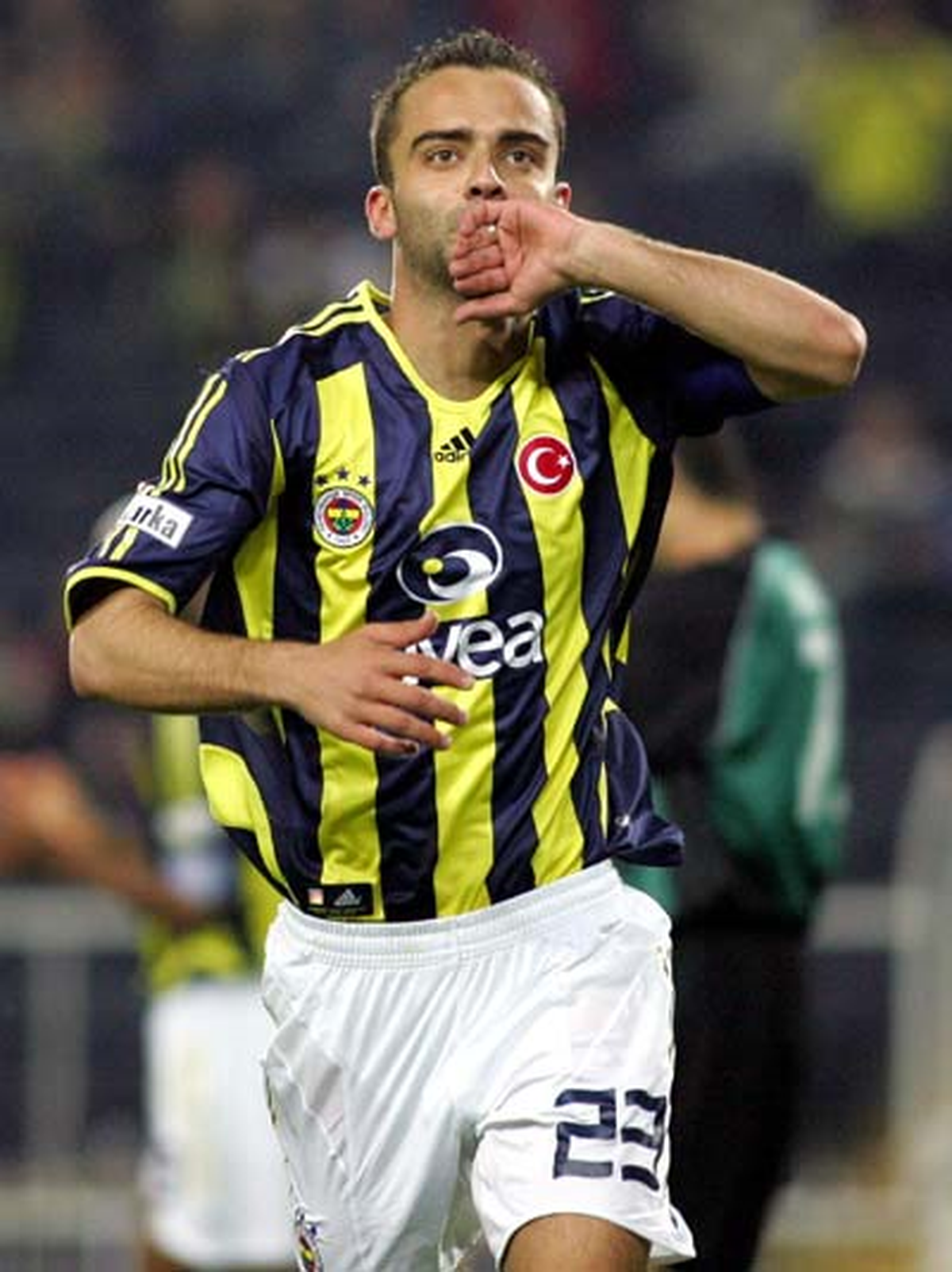 Semih Şentürk Coritiba Yolcusu