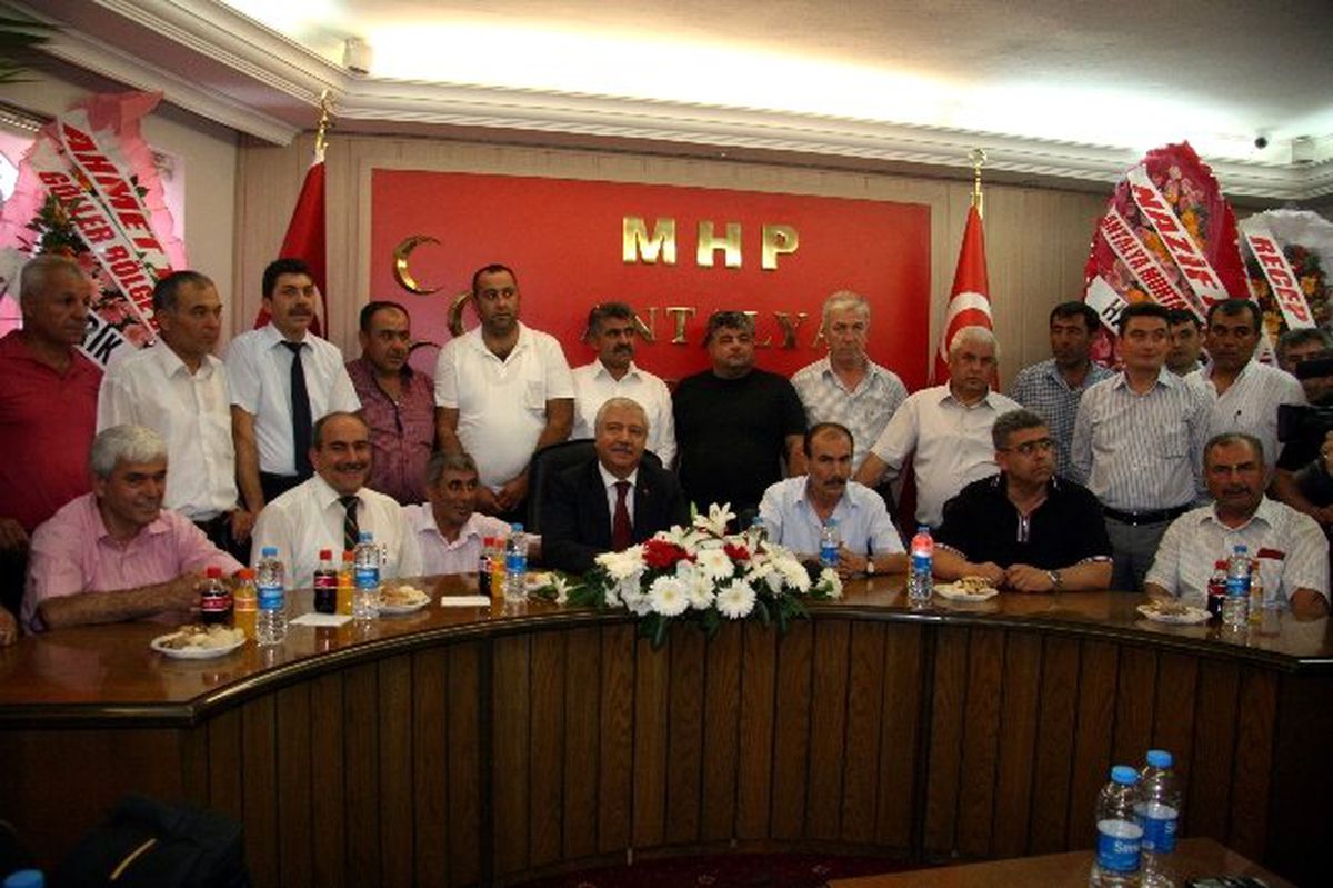 Turgut Bucak, MHP\'den Büyükşehir Belediye Başkan Aday Adaylığını Açıkladı