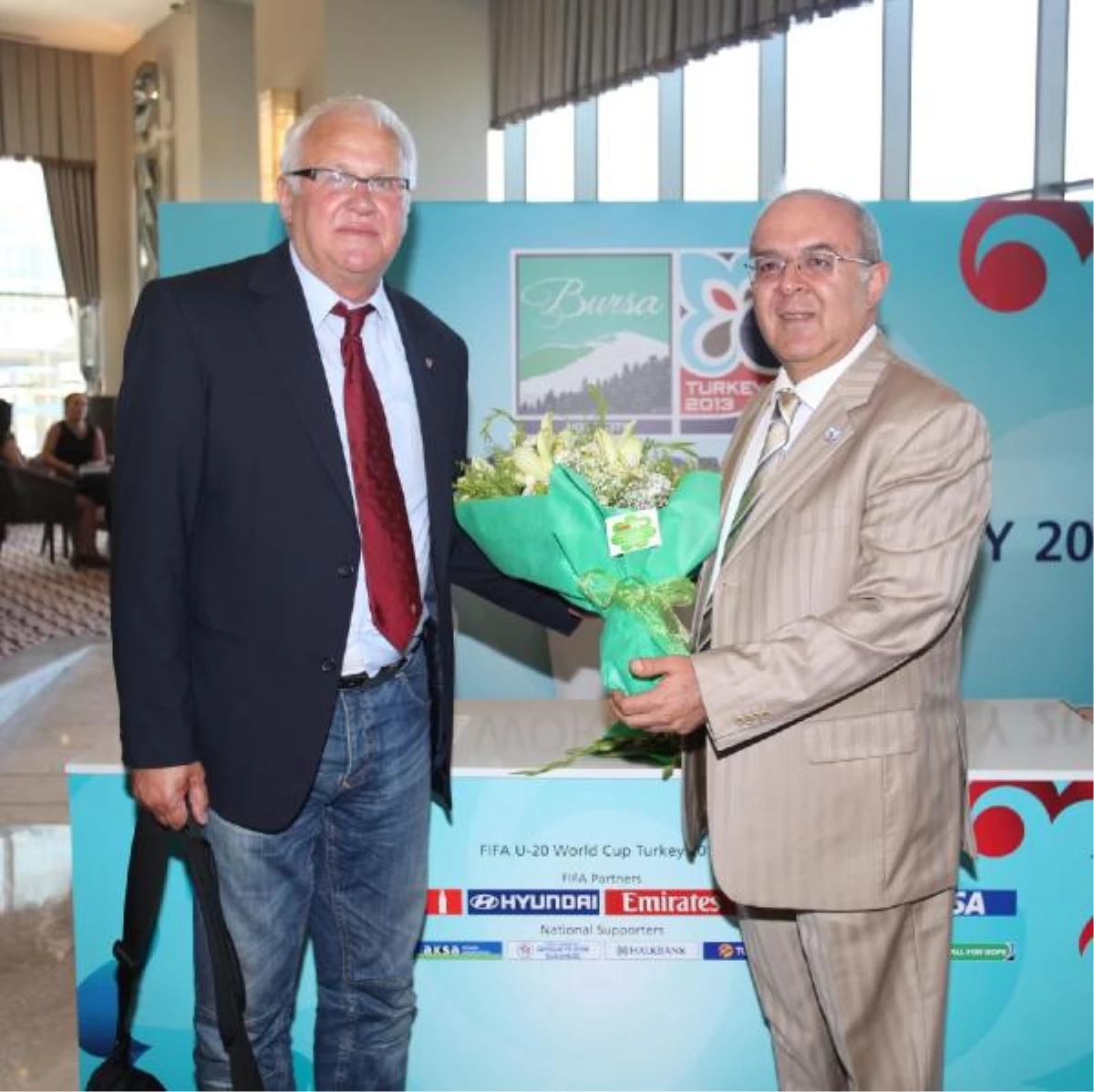 U20 Milli Takımlarına Bursa\'da Sıcak Karşılama