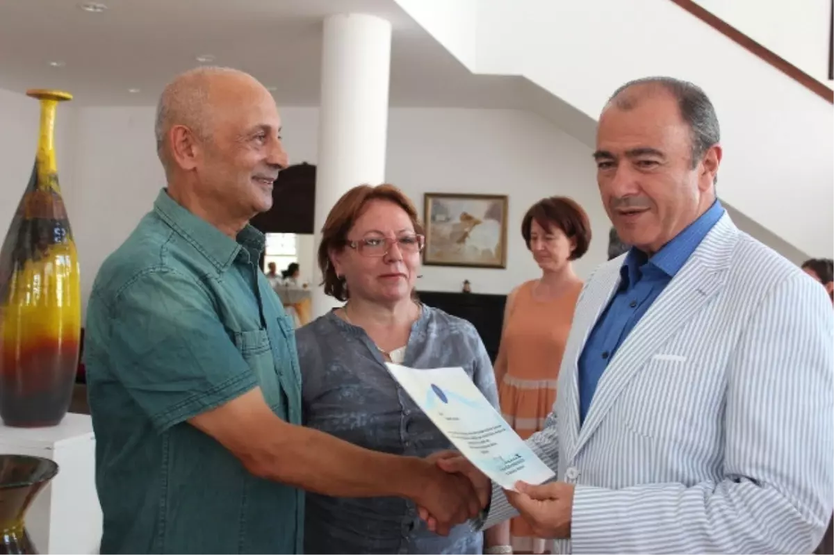 Urla\'da Seramik Sergisi Açıldı