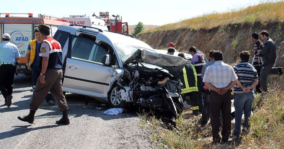 Yozgat'ta Trafik Kazası: 2 Ölü, 5 Yaralı