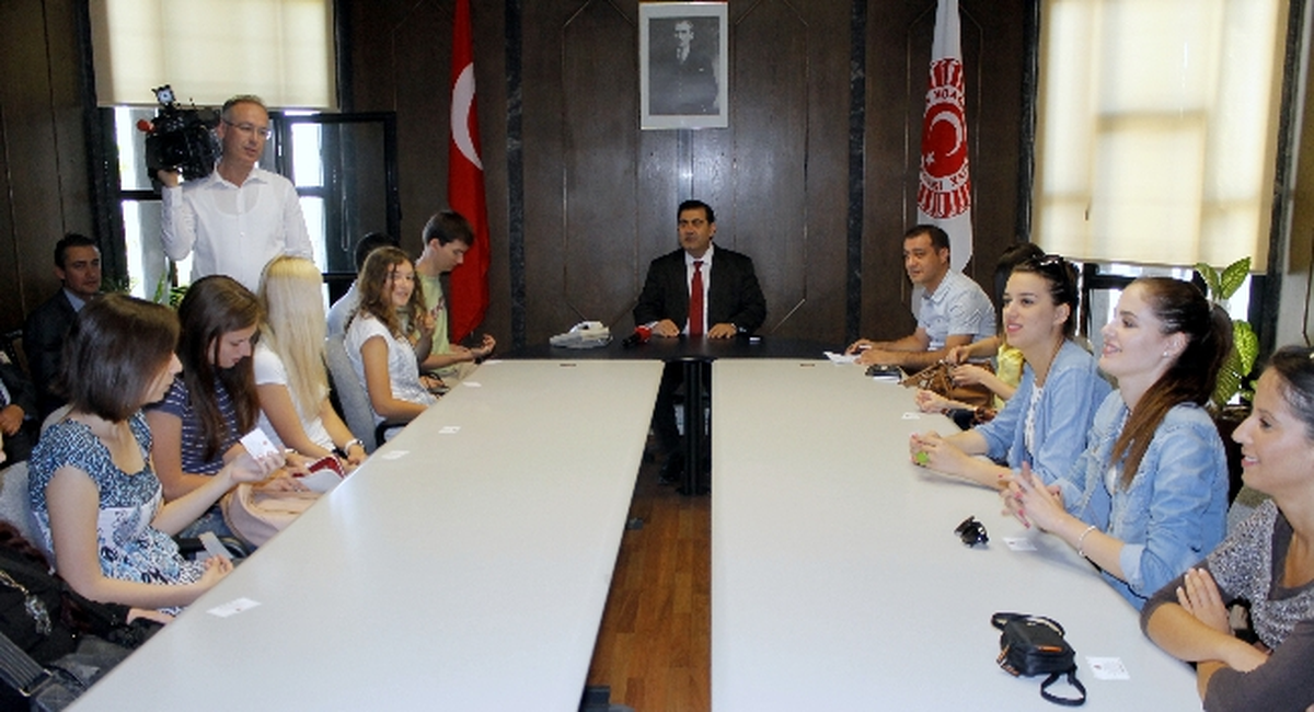 Zagreb Üniversitesi Türkoloji Bölümü Öğrencileri, TBMM\'de Sait\'in Konuğu Oldu
