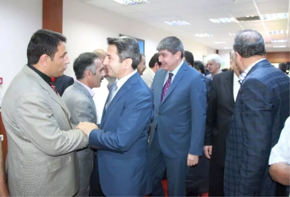 AK Parti Heyetinden Muş\'a Çıkarma