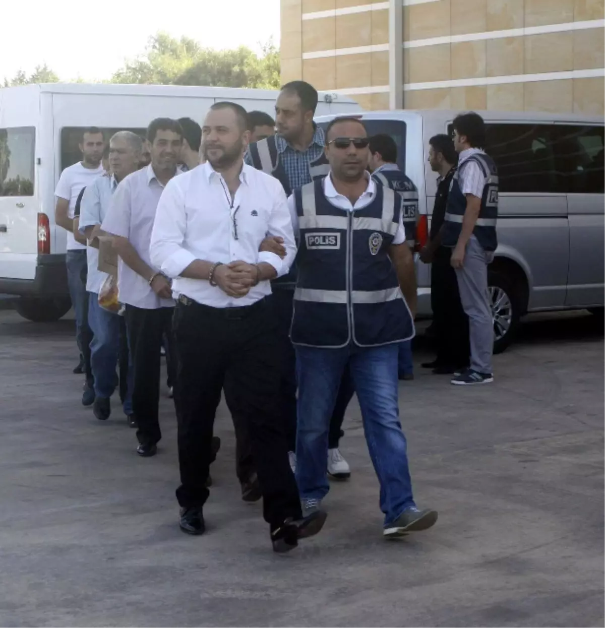 Antalya\'da \'Şelale\' Operasyonu