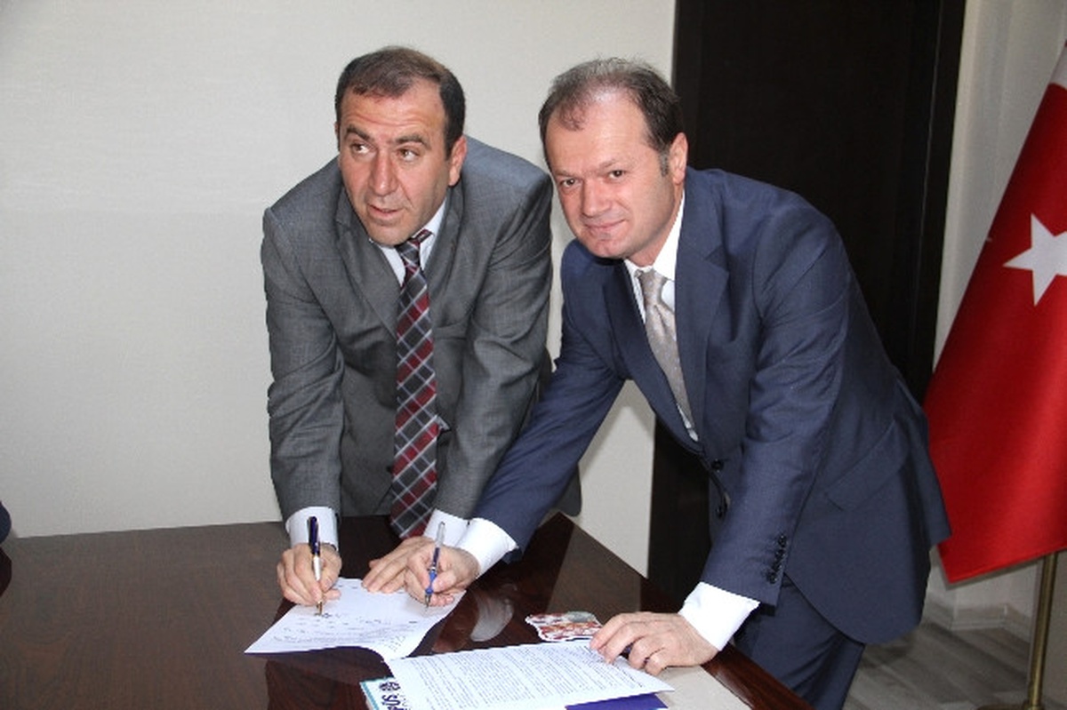 Ardahan Ticaret ve Sanayi Odası ile Vakıfbank Arasında Kredi Protokolü İmzalandı