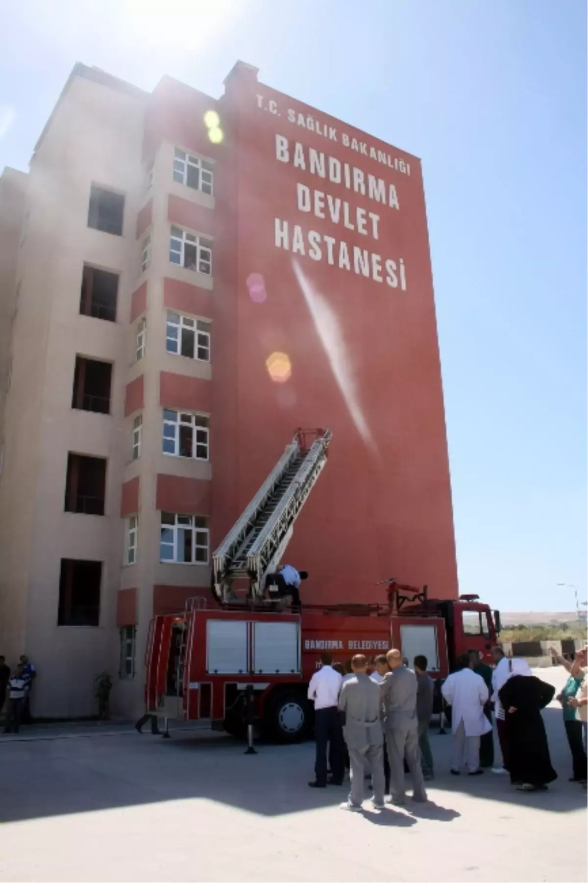 Devlet Hastahanesinde Deprem Tatbikatı