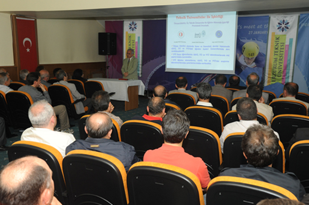Erzurum Teknik Üniversitesi\'nde Bilgilendire Programı