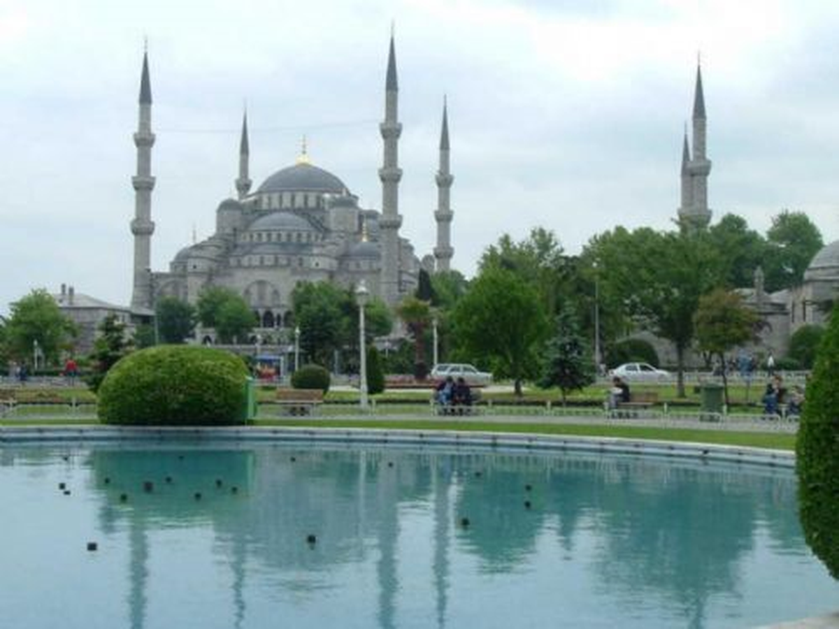 Eyüp Belediyesi\'nden Berat Kandili Programı