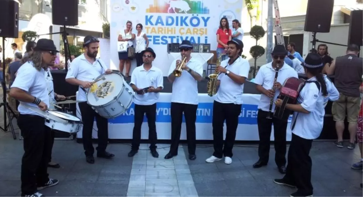 Kadıköy Festivale Doyacak