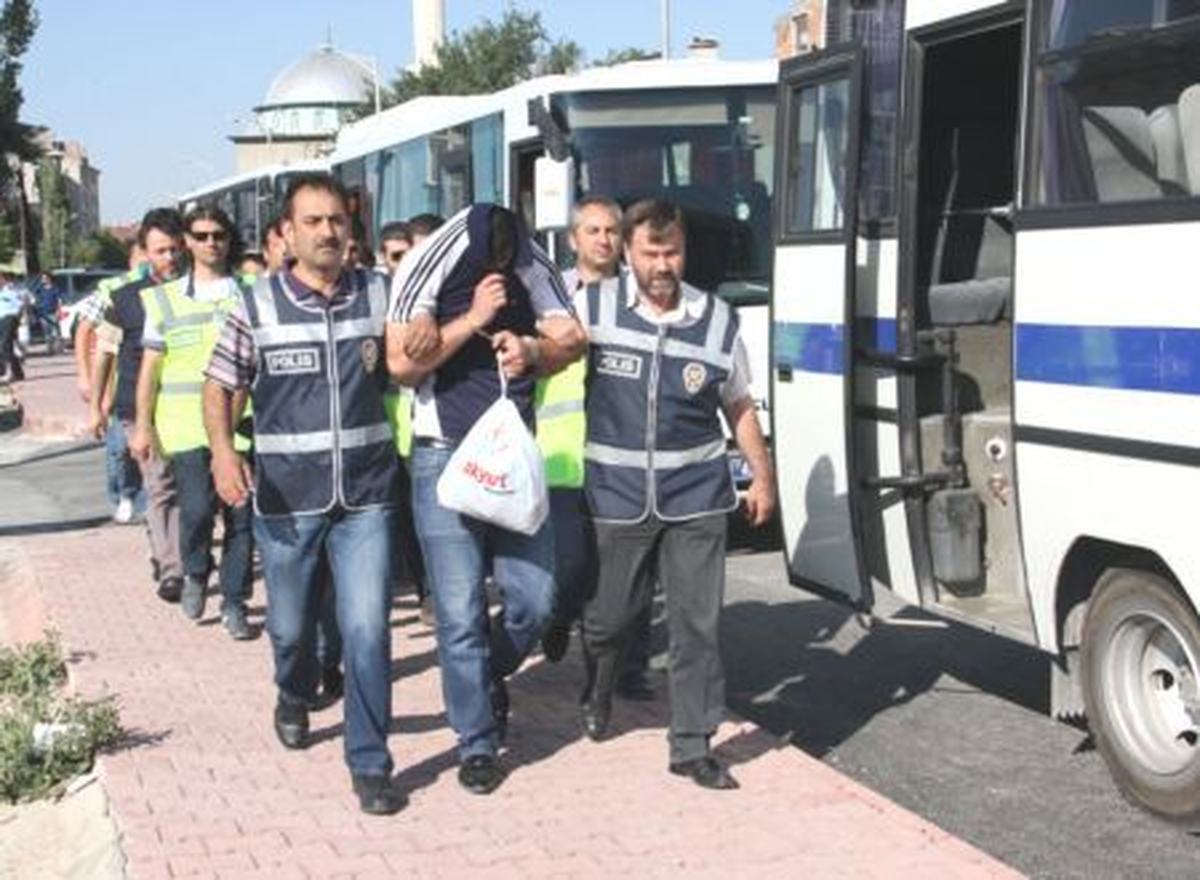 Konya\'da Dolandırıcılık Operasyonu Yapıldı