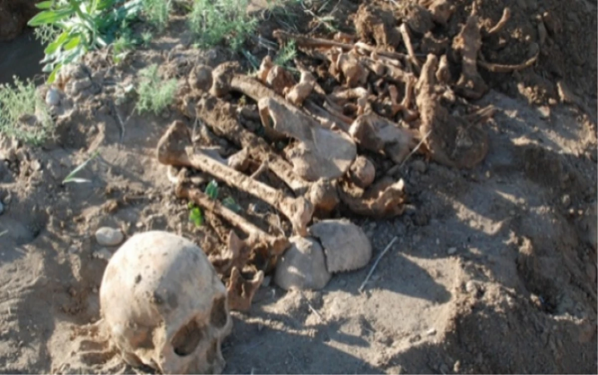 Kulp\'ta Kemikleri Bulunan 11 Köylüyle İlgili Soruşturma