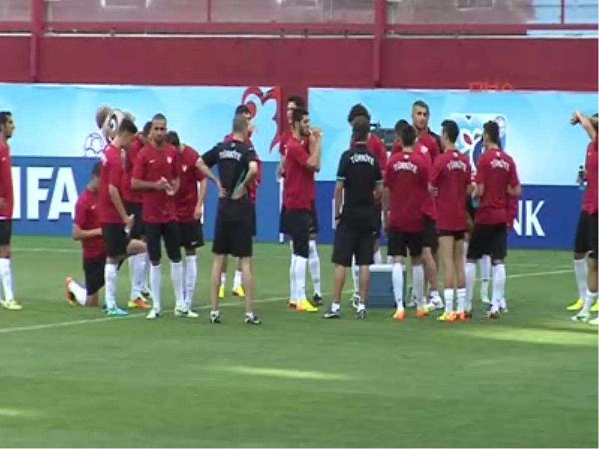 U20 Milli Futbol Takımı Antrenörü Feyyaz Uçar Grubun Favorisi Kolombiya