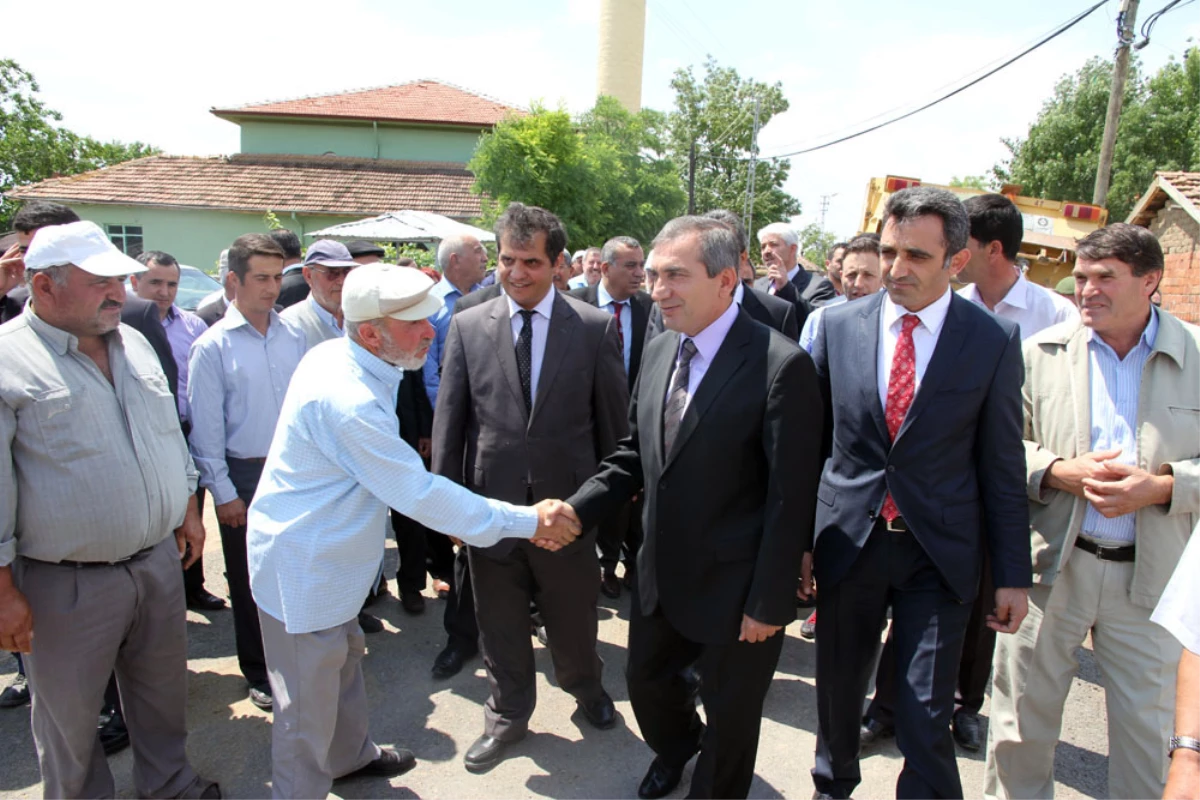 Vali Yazıcı, Asfalt Sezonunu Açtı, Toplu Sünnet Törenine Katıldı