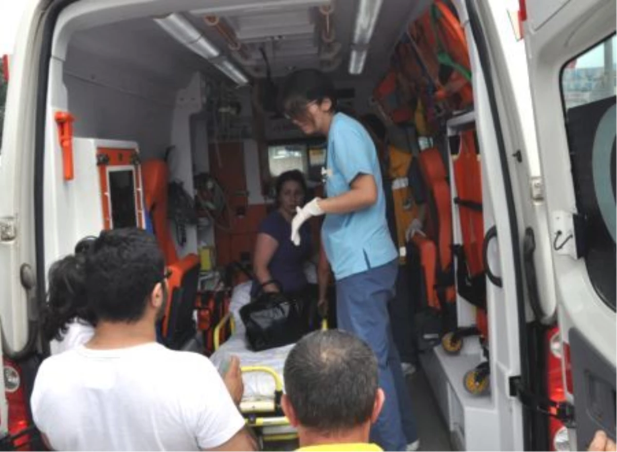 Zonguldak\'ta Zincirleme Trafik Kazası: 2 Yaralı