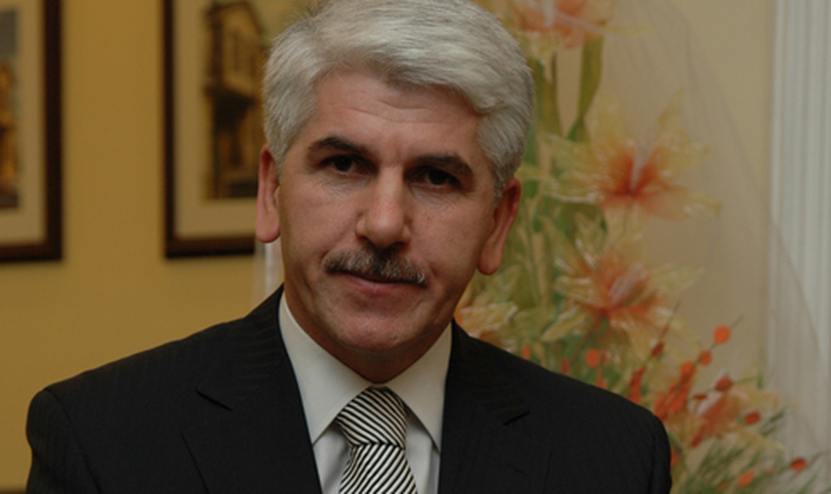 Başkan Burhan Sakallı\'dan Berat Kandili Mesajı