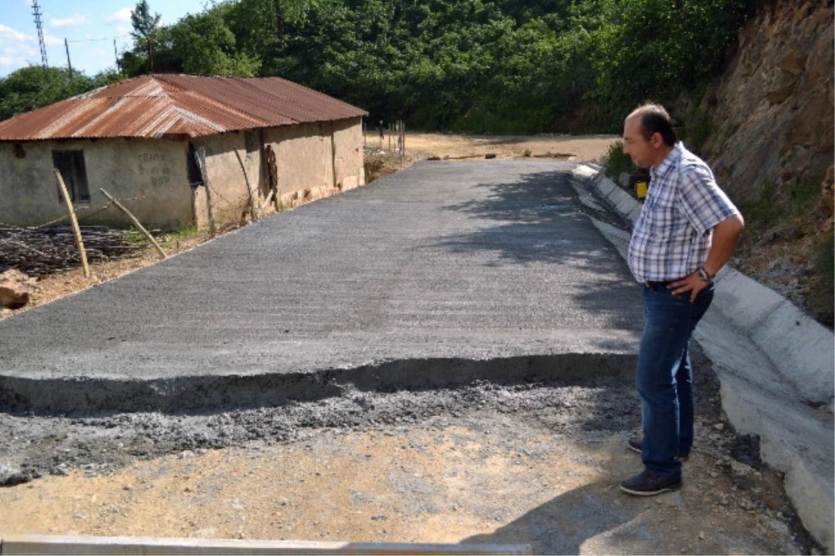 Beton Yol Çalışmaları Başladı