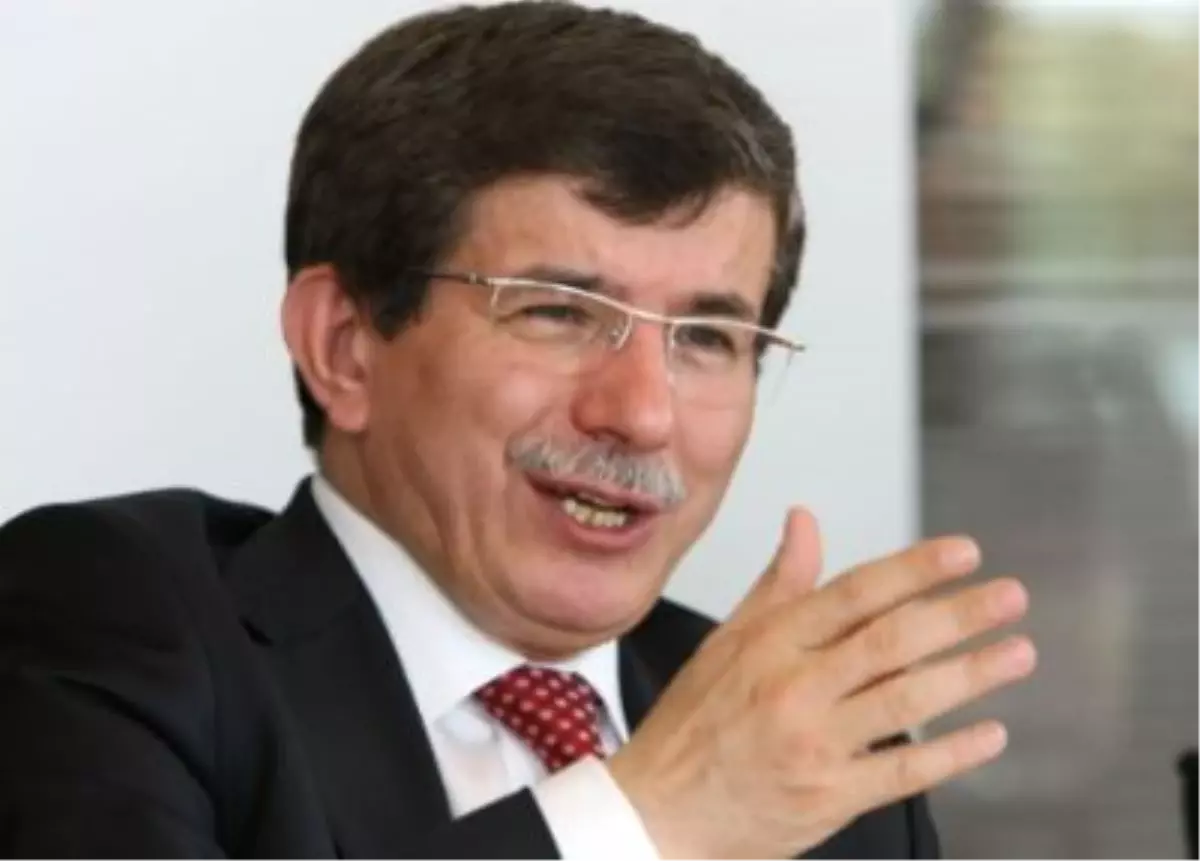 Davutoğlu-Westerwelle Doha\'da "Ortaklık Ruhu" İçinde Görüştü