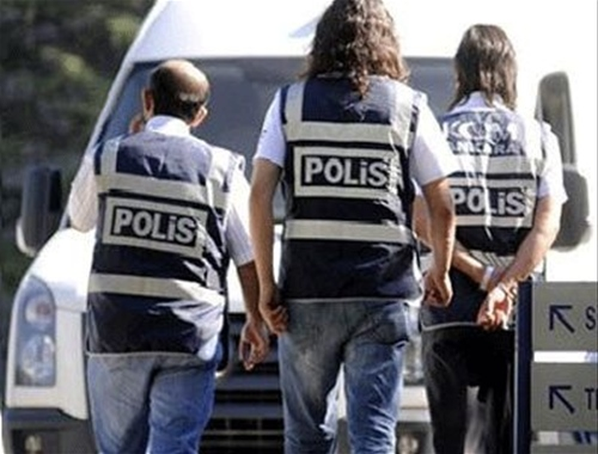 İstanbul\'daki Terör Operasyonu: 9 Kişi Tutuklandı