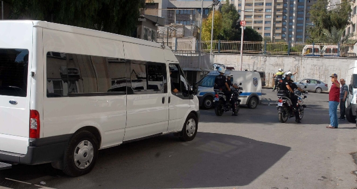 İzmir\'de "Çadır"Cılar Adliyeye Sevk Edildi