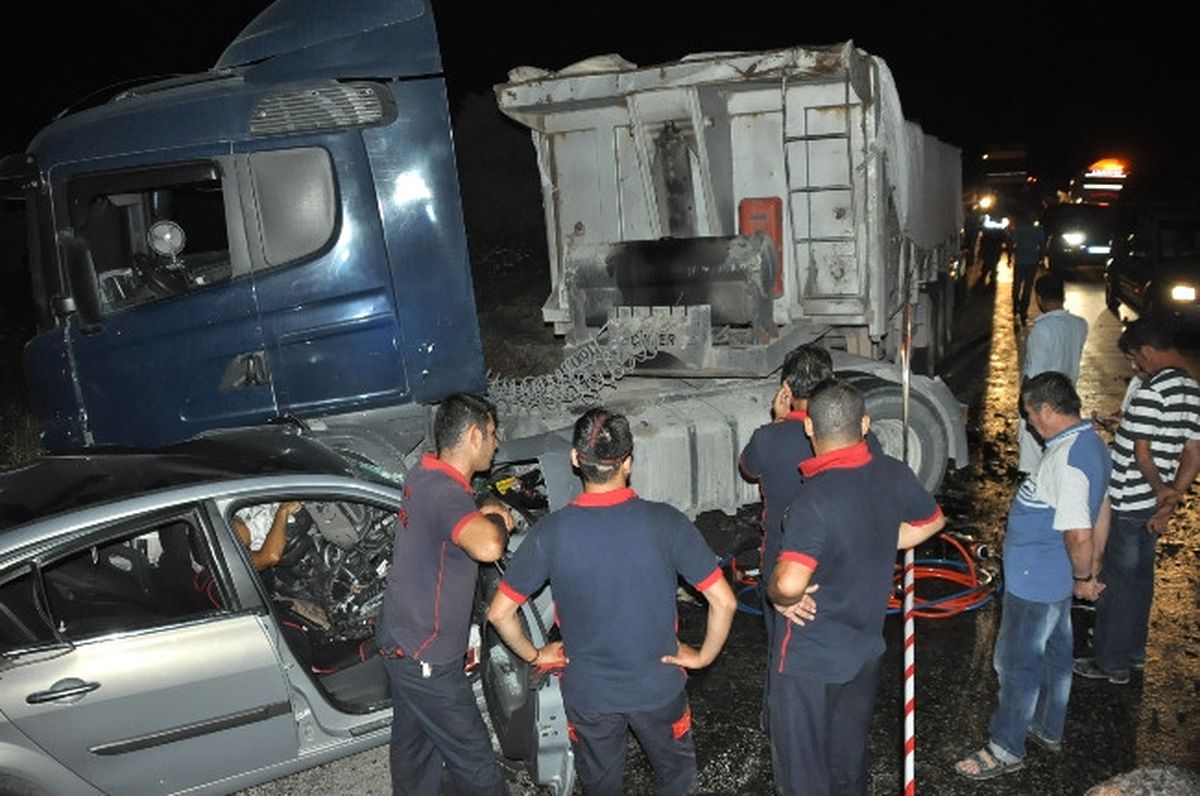 Milas\'ta Trafik Kazası; 2 Ölü