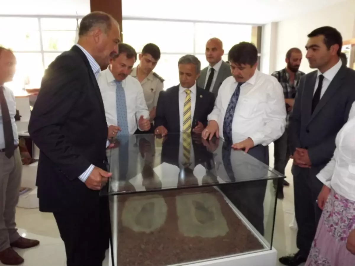 Milletvekilleri, Jeopark Ziyaretçi Merkezini Gezdi
